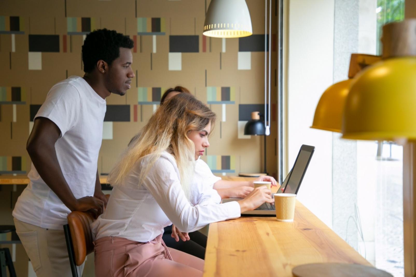 Konzultace a poradenství v oblasti rozpočtů